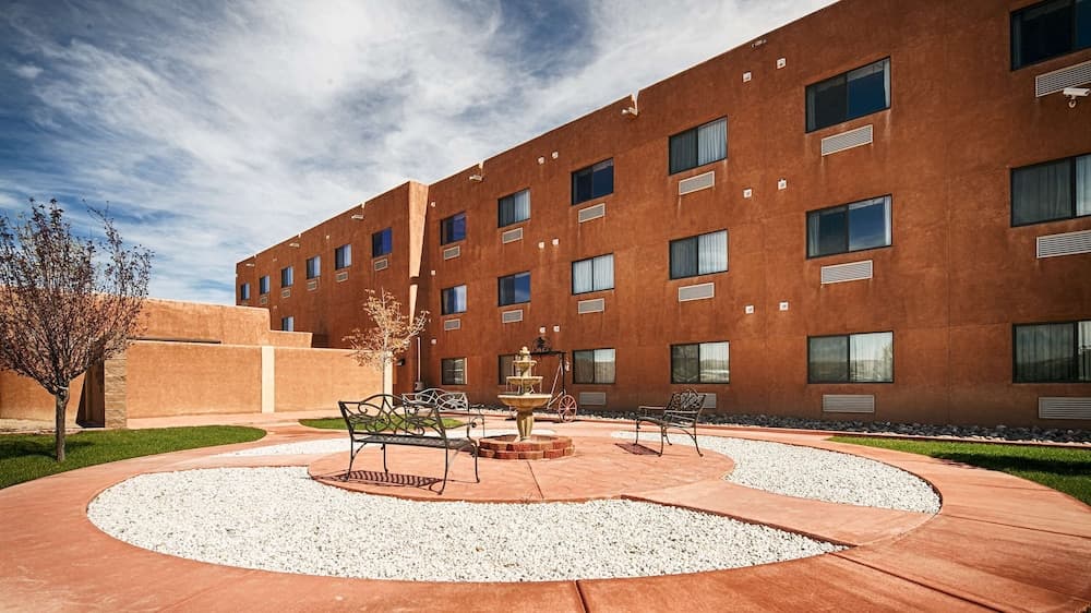 Best Western Territorial Inn & Suites — hotel in Bloomfield, New Mexico