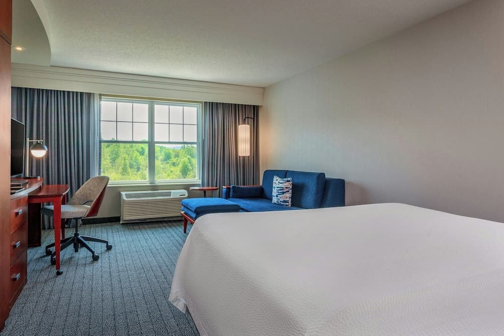 Courtyard by Marriott Hadley Amherst gallery photo in Hadley — image 26