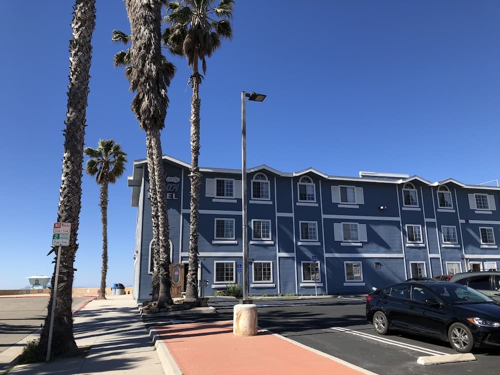 Inn On The Beach property views in Ventura, CA — gallery photo 3
