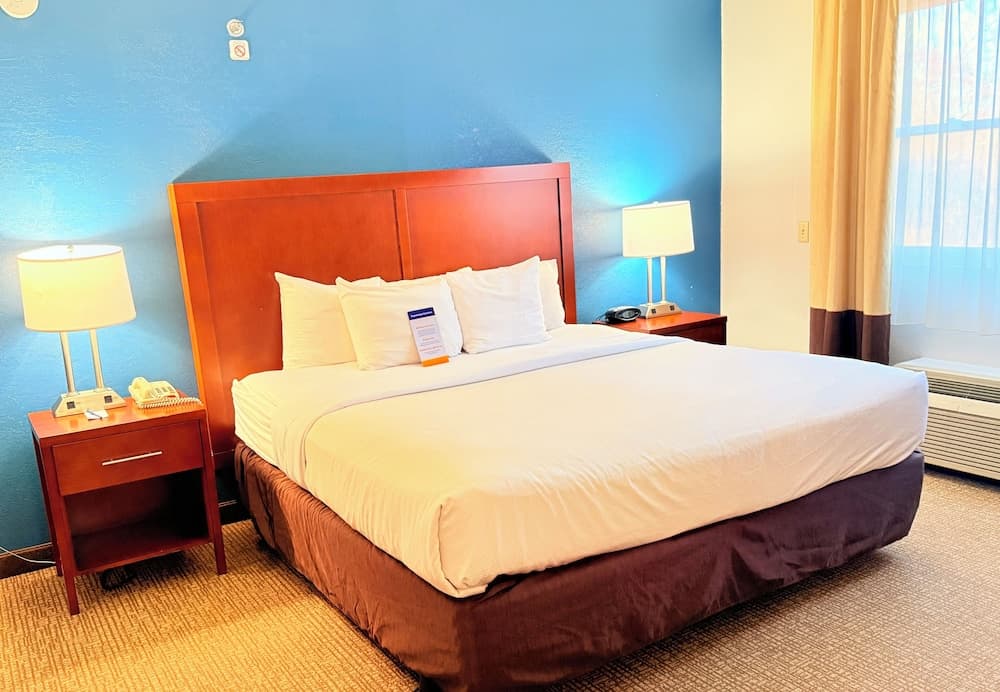 Comfort Suites Near Casinos Norwich-Uncasville CT gallery photo in Norwich, CT — image 27