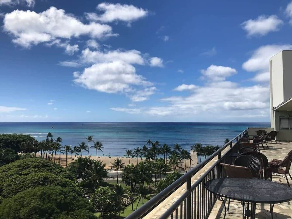 Marbella Lane Waikiki Grand Hotel Studio property views in Honolulu, HI — gallery photo 3