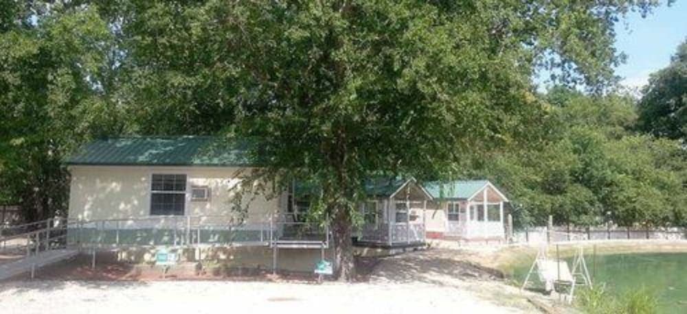 Old Irish Inn gallery photo in Denton, TX — image 30