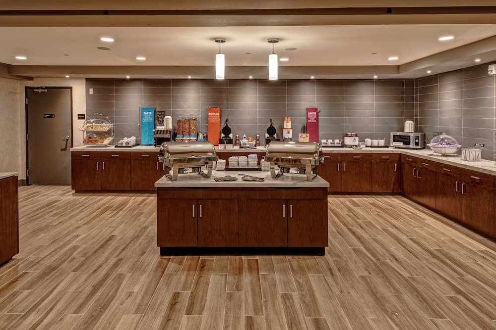 Hampton Inn Vallejo gallery photo in Vallejo, CA — image 17