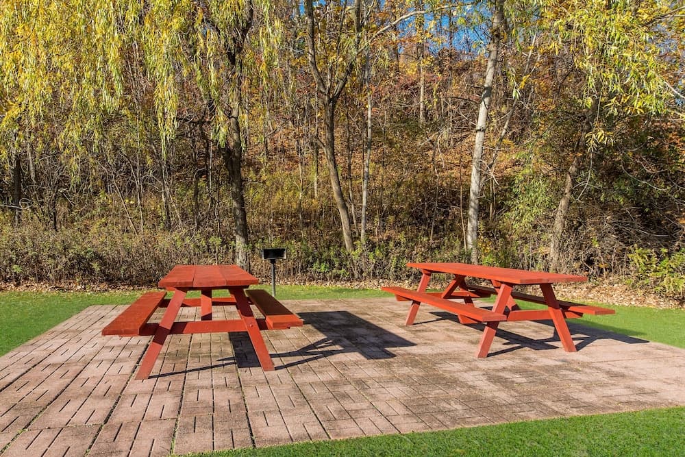 SureStay Plus Hotel by Best Western Highland Poughkeepsie gallery photo in Highland, NY — image 14