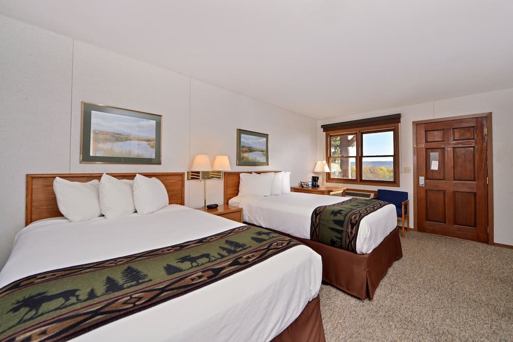 River Ranch at Cedar Shore interior in Oacoma, SD — gallery photo 2
