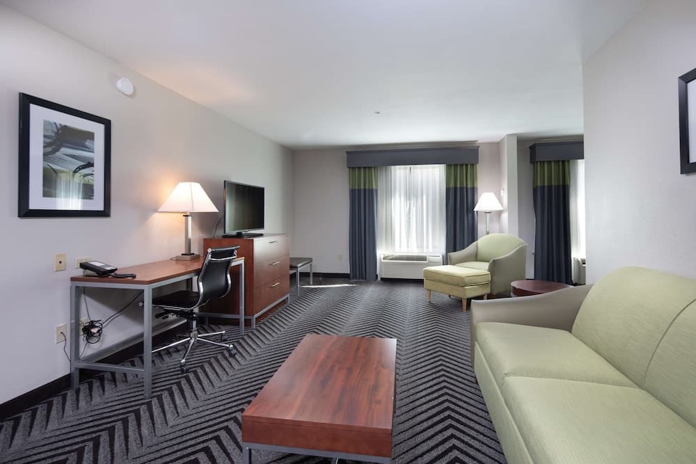 Best Western Inn & Suites San Mateo - San Francisco Airport gallery photo in San Mateo, CA — image 9