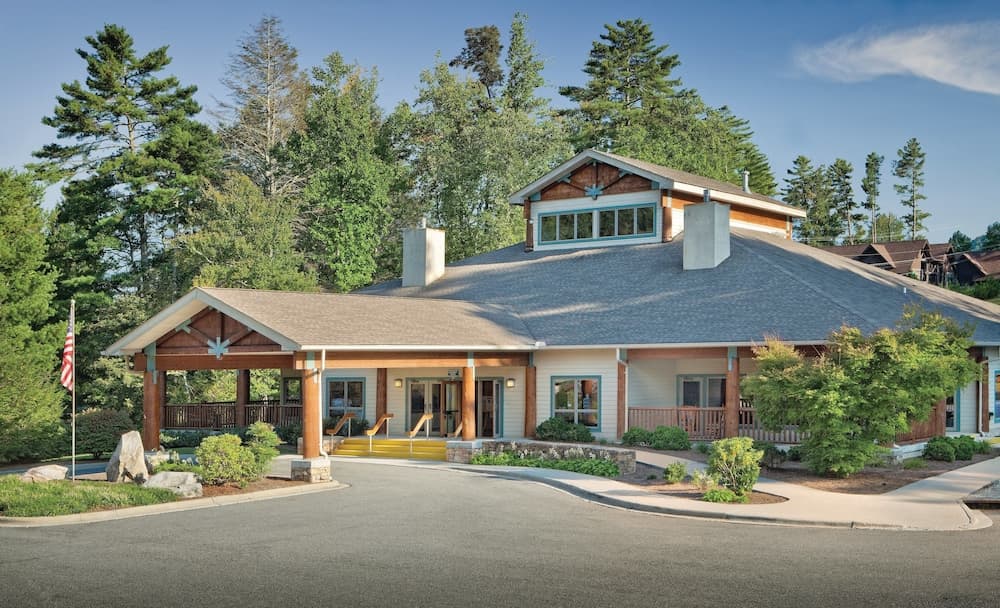 Club Wyndham Resort at Fairfield Sapphire Valley featured exterior or lobby in Sapphire — similar hotel