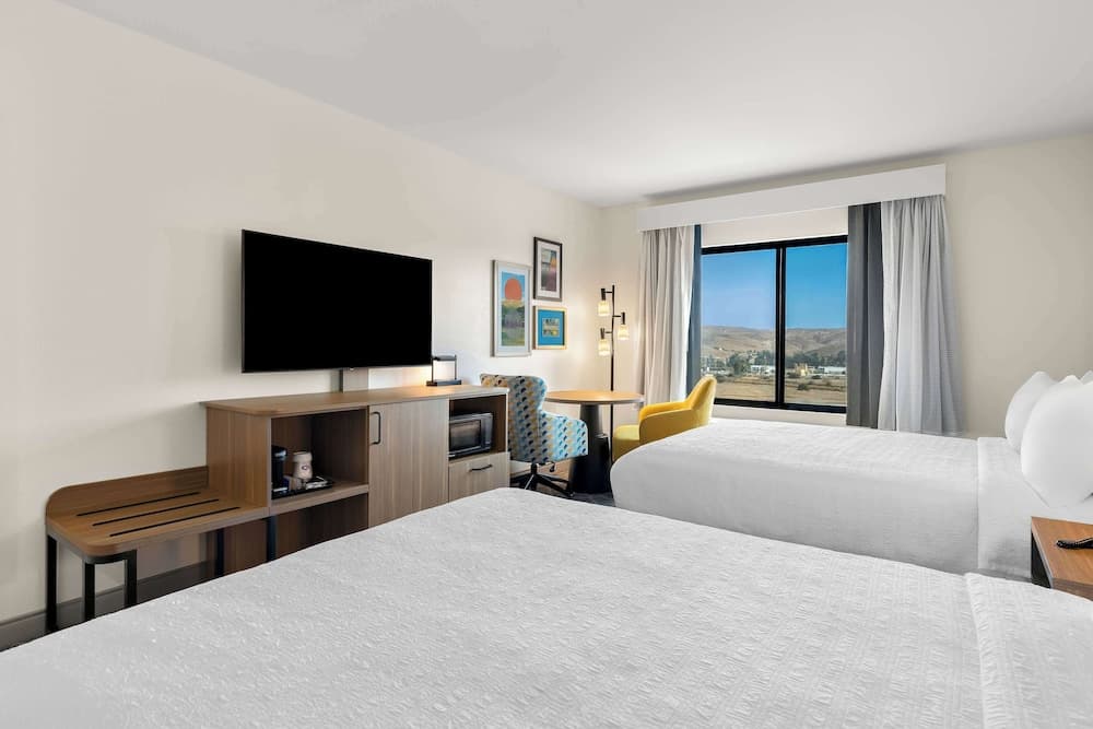 Hampton Inn & Suites Corona, Ca gallery photo in Corona, CA — image 34