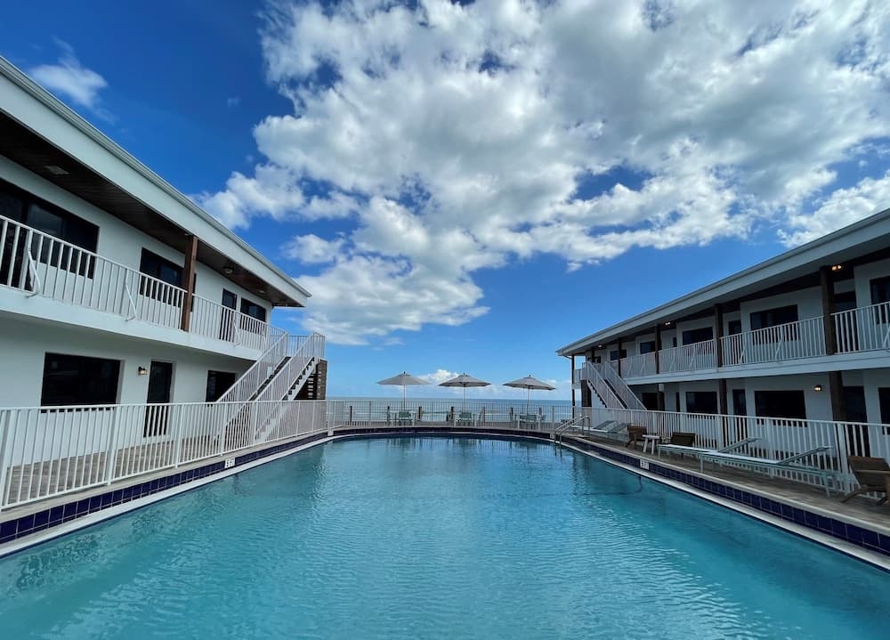 Melbourne Beach Resort interior in Melbourne Beach, FL — gallery photo 2