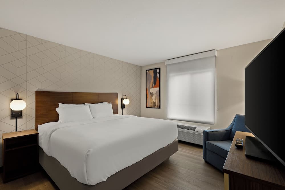 Everhome Suites Brownsville gallery photo in Brownsville, TX — image 18