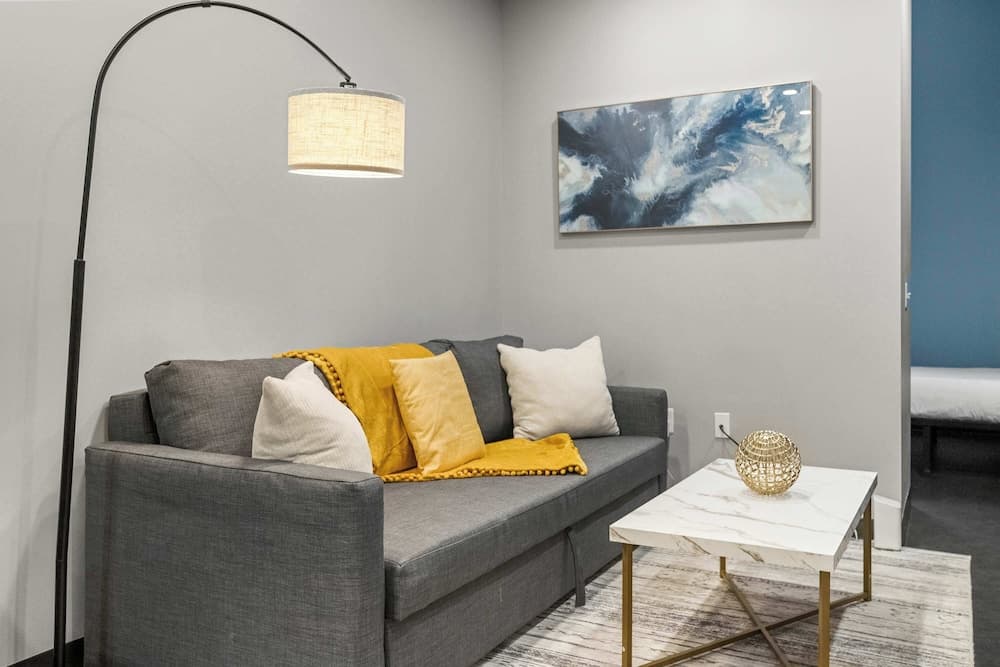CozySuites - Press House featured exterior or lobby in Pittsburgh, PA — similar hotel