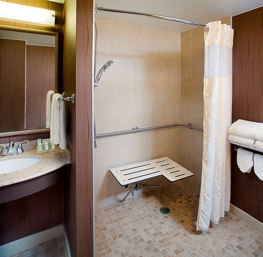 Hilton Garden Inn Hartford North/Bradley Int'l Airport gallery photo in Windsor — image 12