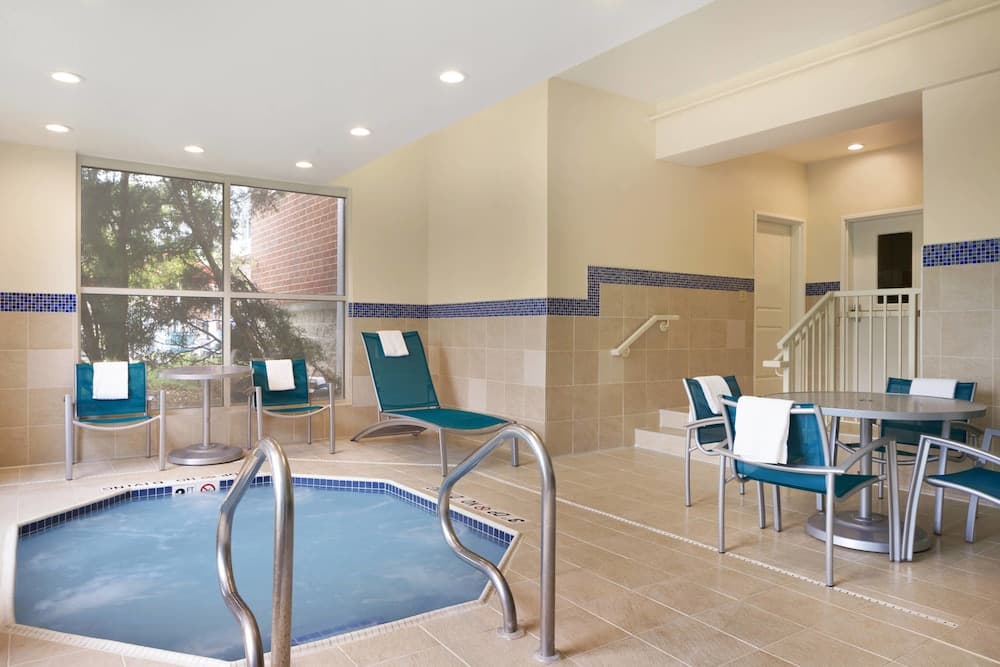 TownePlace Suites Chicago Naperville interior in Naperville, IL — gallery photo 2