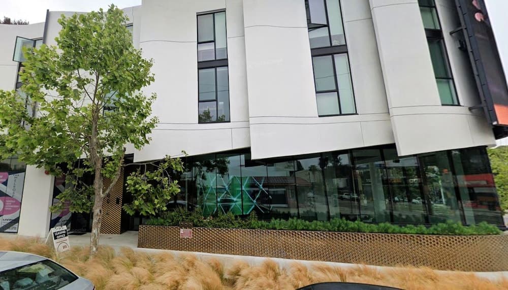 StaysPro - Hollywood Homes Minutes to Everything featured exterior or lobby in Los Angeles, CA — similar hotel