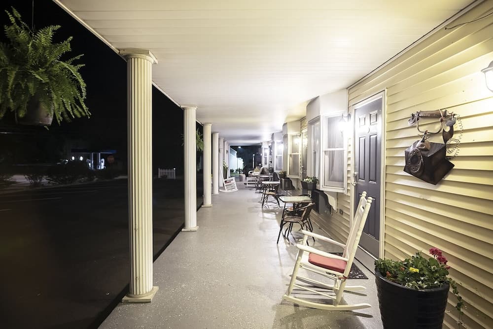 Scenic Inn of Conway property views in Conway — gallery photo 3