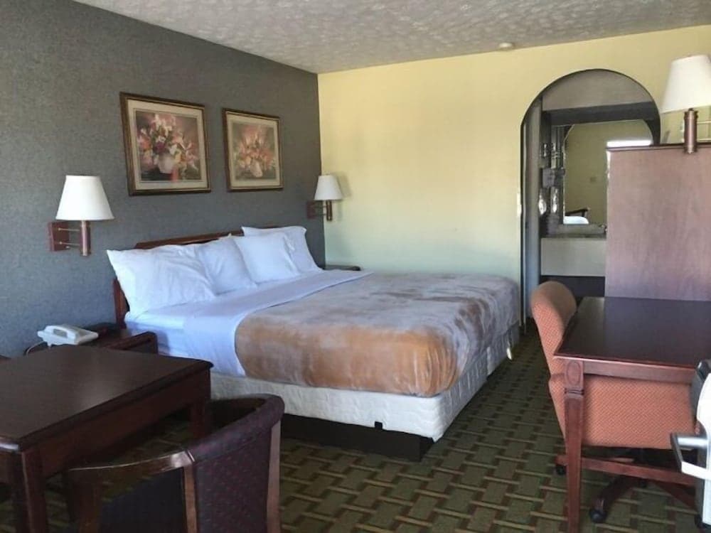 Quality Inn Elberton property views in Elberton, GA — gallery photo 3