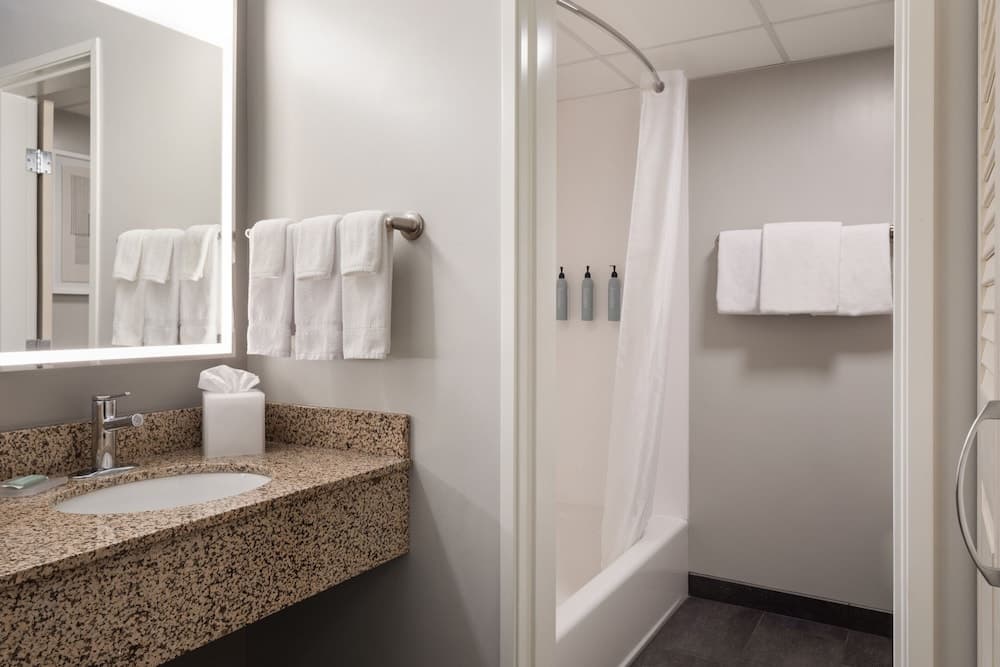 Courtyard by Marriott La Crosse gallery photo in La Crosse, WI — image 8