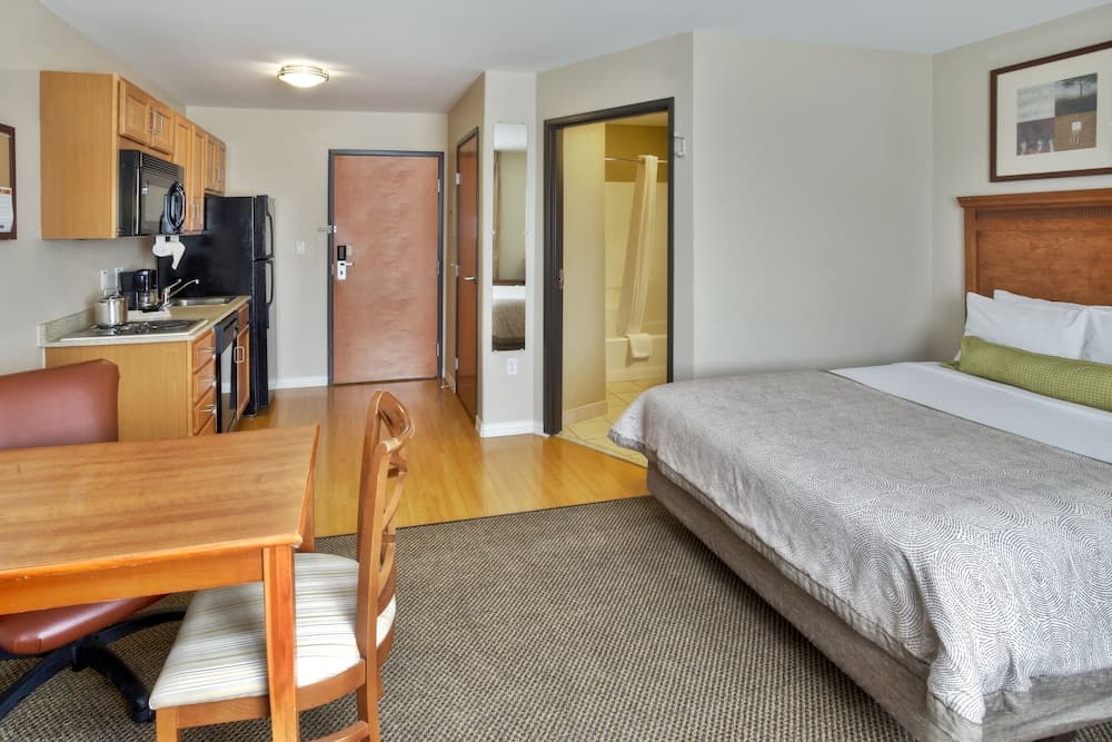 Candlewood Suites Killeen - Fort Hood Area by IHG interior in Killeen, TX — gallery photo 2