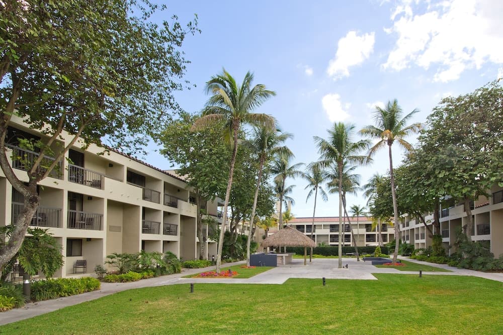 Miami Lakes Hotel — hotel in Miami Lakes, Florida