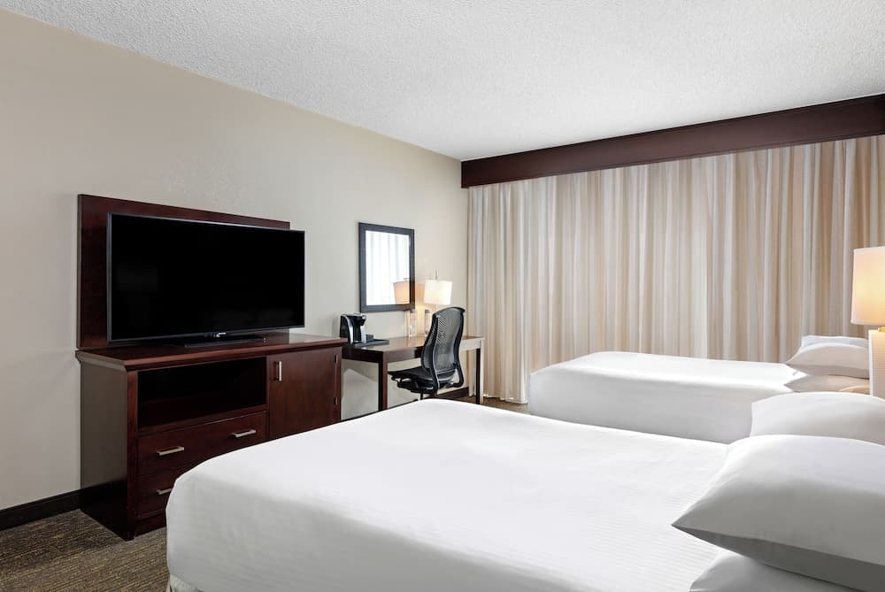 Wyndham San Diego Bayside interior in San Diego, CA — gallery photo 2
