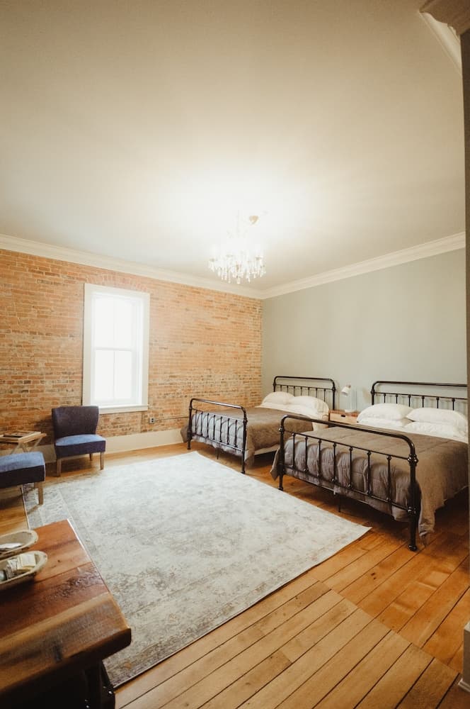 Muskegon River Inn interior in Newaygo, MI — gallery photo 2