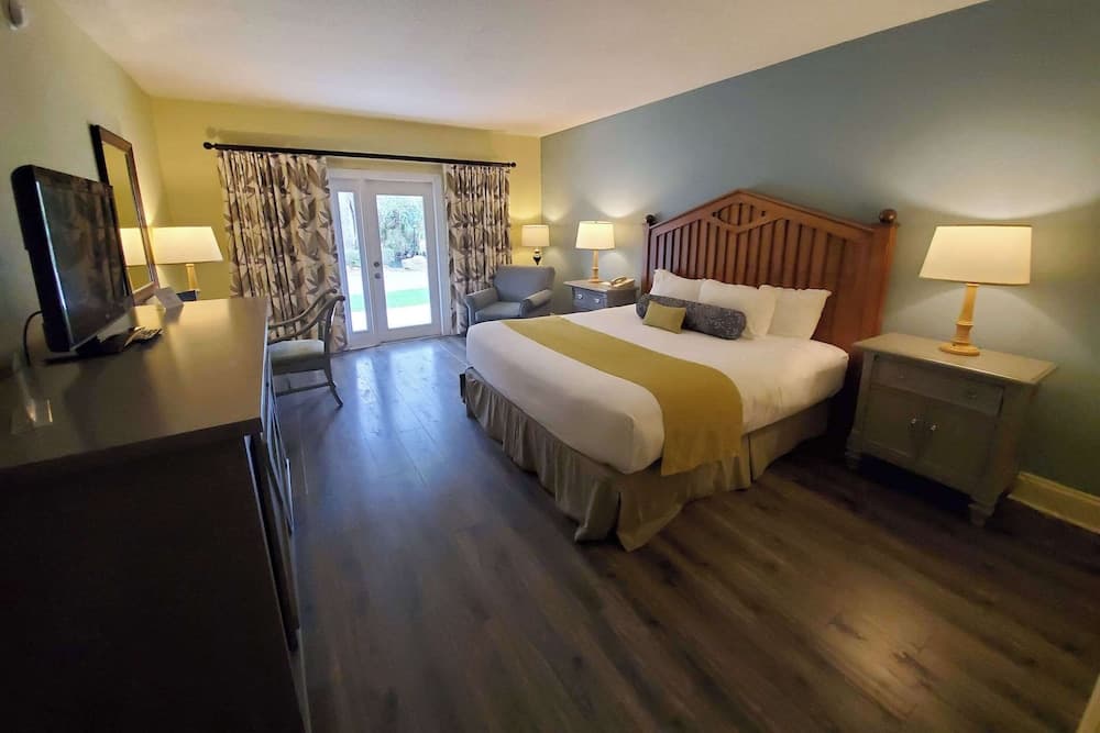 Plantation Resort on Crystal River, Ascend Hotel Collection gallery photo in Crystal River, FL — image 79