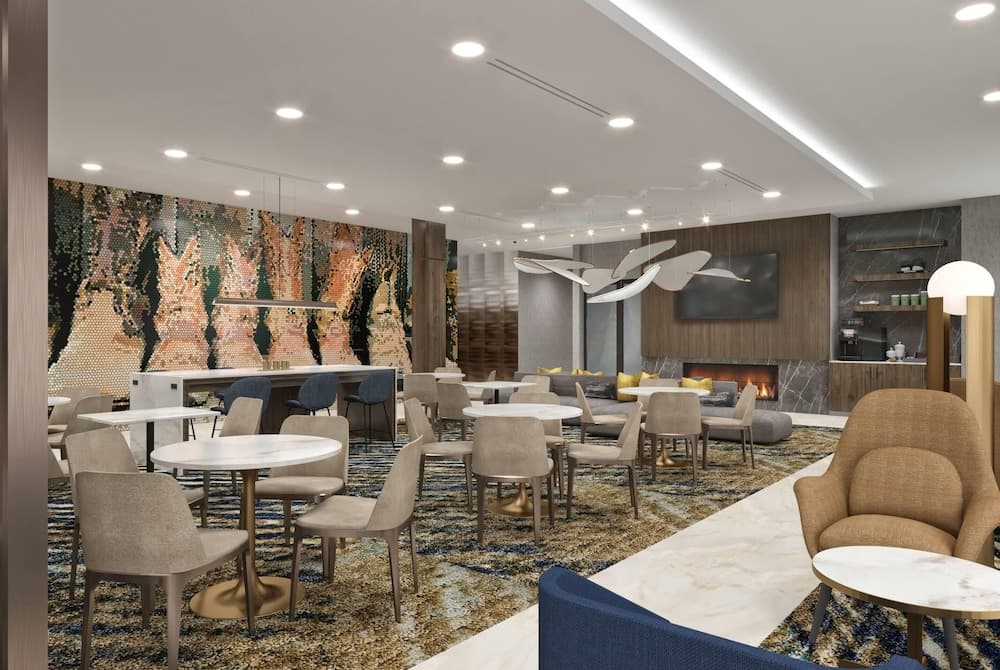 La Quinta Inn & Suites by Wyndham Mebane — hotel in Mebane, North Carolina