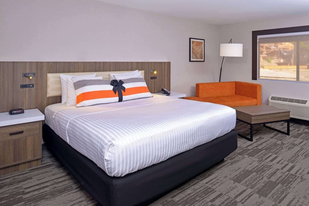 Modesto Hotel gallery photo in Modesto, CA — image 7