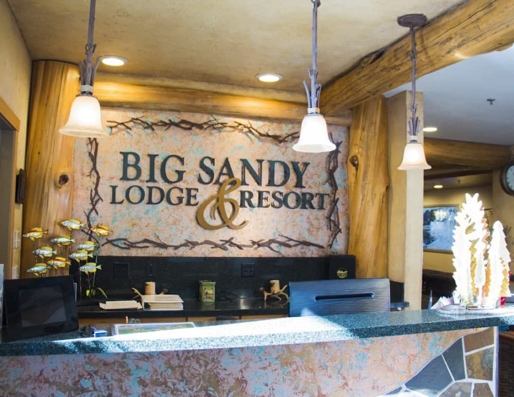 Big Sandy Lodge and Resort — hotel in McGregor, Minnesota