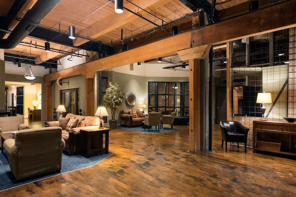 Hawthorn Extended Stay by Wyndham Rome interior in Rome, GA — gallery photo 2