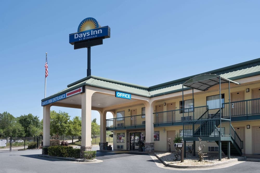 Days Inn by Wyndham Macon I-475 — hotel in Macon, Georgia
