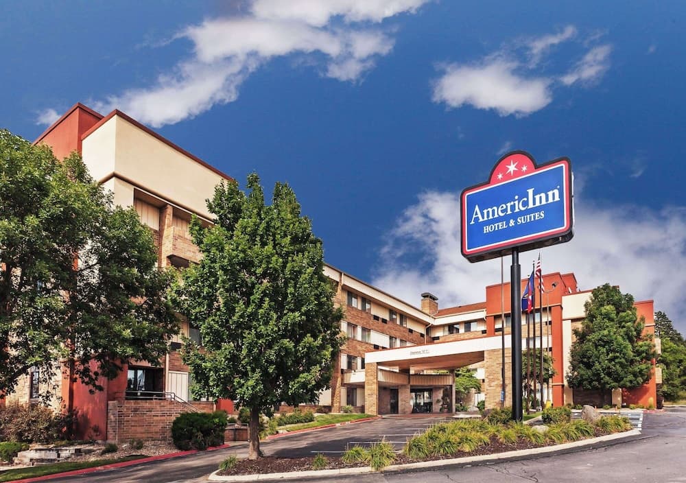 AmericInn by Wyndham Omaha featured exterior or lobby in Omaha, NE — similar hotel