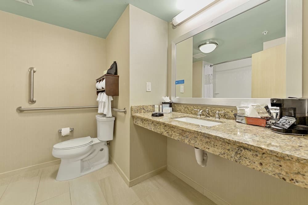 Hampton Inn & Suites Gulfport I-10 gallery photo in Gulfport, MS — image 28