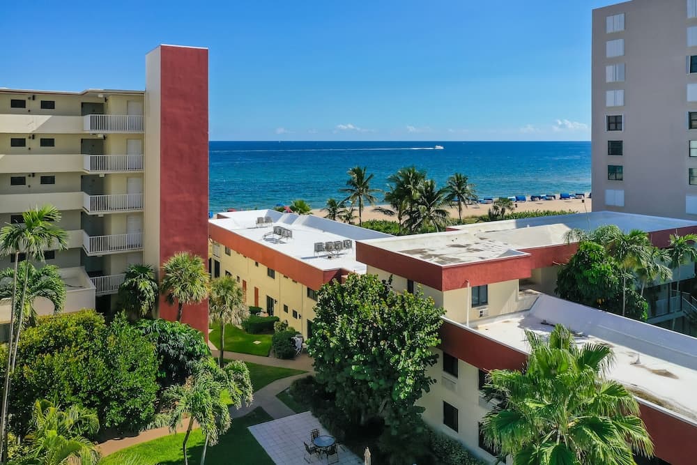 La Costa Beach Club gallery photo in Pompano Beach, FL — image 47
