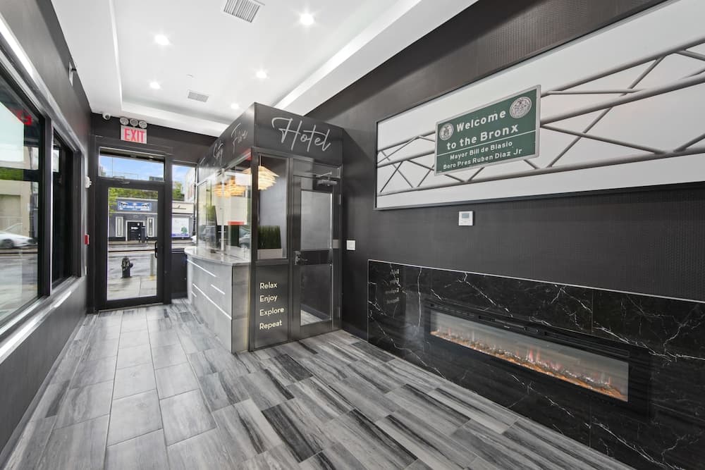 Hotel 365 Bronx property views in Bronx, NY — gallery photo 3