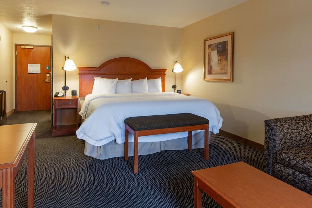 Hampton Inn Waterloo Cedar Valley gallery photo in Waterloo, IA — image 7