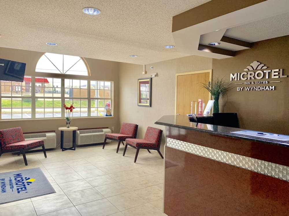 Microtel Inn & Suites by Wyndham Charleston WV interior in South Charleston, WV — gallery photo 2