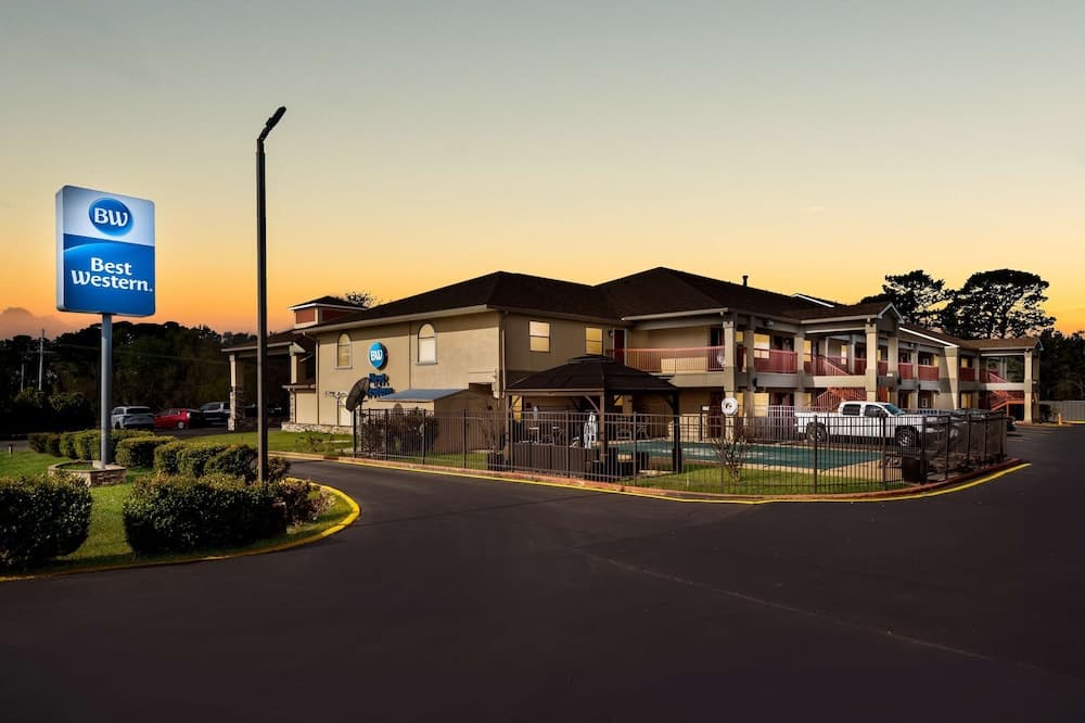 Best Western Minden Inn featured exterior or lobby in Minden, LA — similar hotel