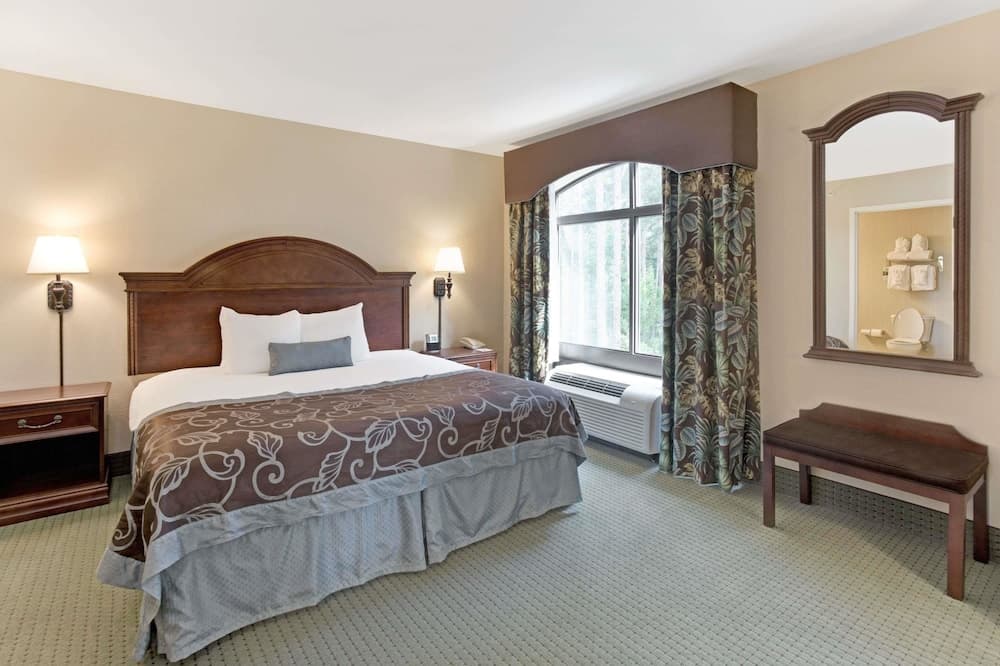Wingate By Wyndham Charleston gallery photo in North Charleston, SC — image 17
