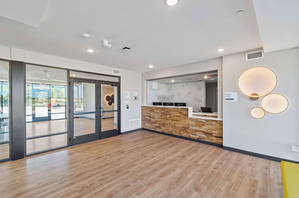 ECHO Suites Extended Stay by Wyndham Dallas Plano/Richardson gallery photo in Plano, TX — image 19