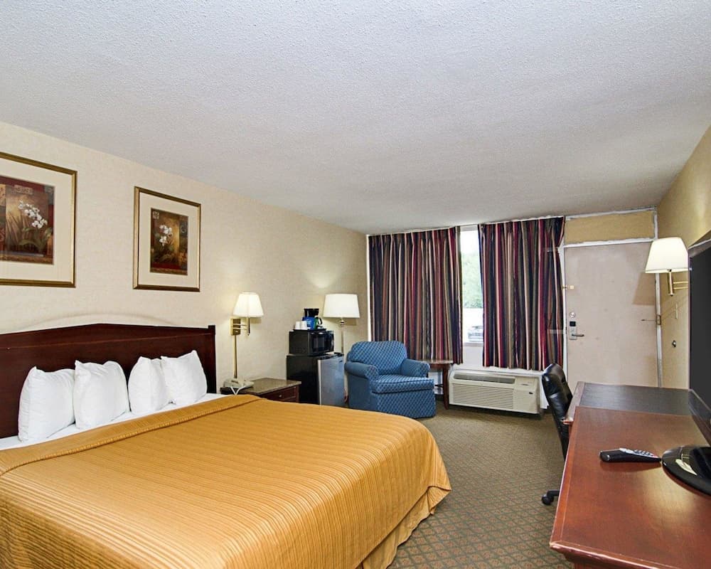 Quality Inn Shenandoah Valley gallery photo in New Market, VA — image 8