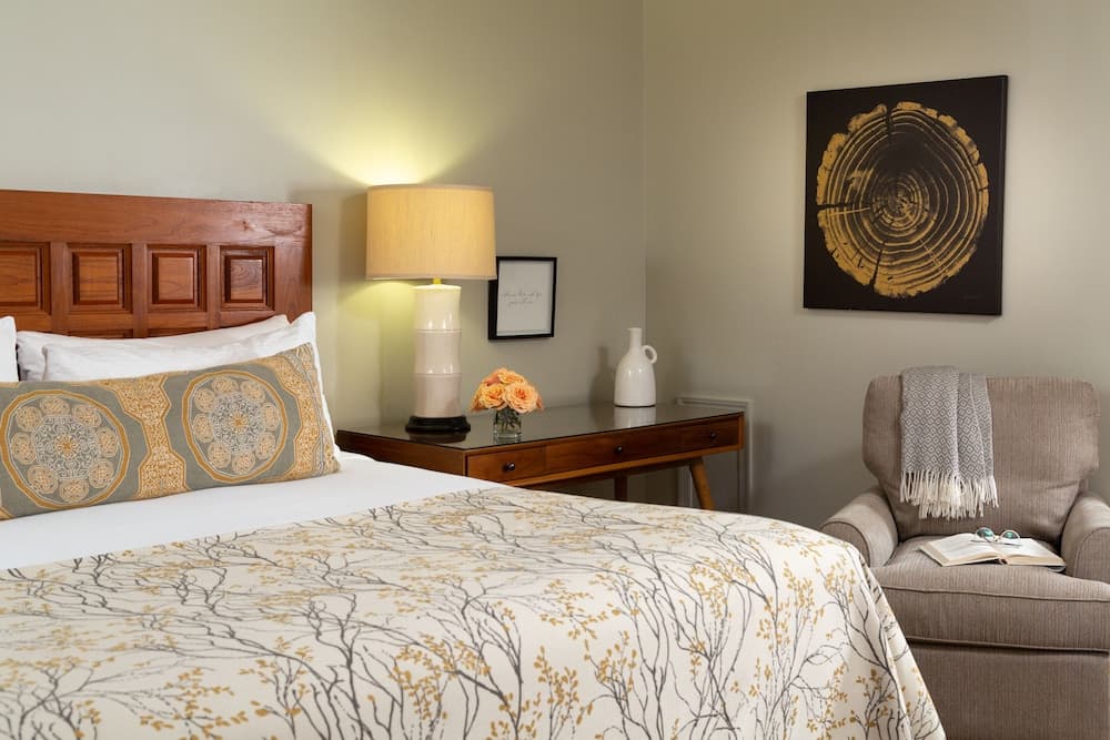 Refuge Inn property views in Chincoteague, VA — gallery photo 3