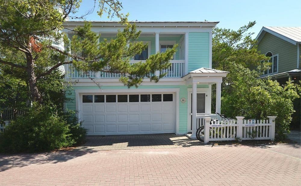 Cottage Rental Agency - Seaside, Florida featured exterior or lobby in Santa Rosa Beach — similar hotel