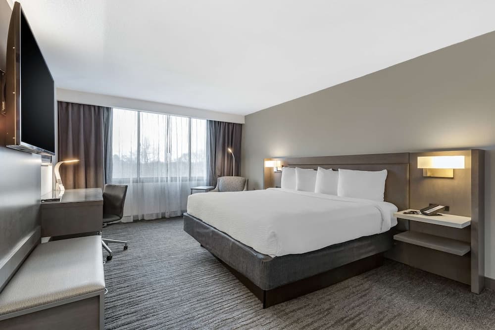 Best Western Premier Rockville Hotel & Suites property views in Rockville, MD — gallery photo 3
