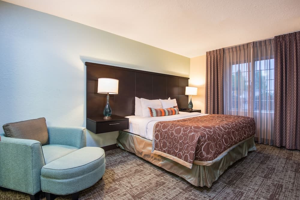 Staybridge Suites Allentown West by IHG interior in Allentown, PA — gallery photo 2