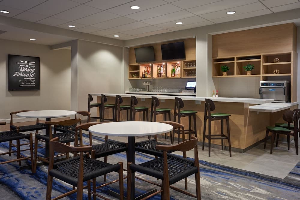 Fairfield Inn & Suites Orlando Int'l Drive/Convention Center property views in Orlando, FL — gallery photo 3