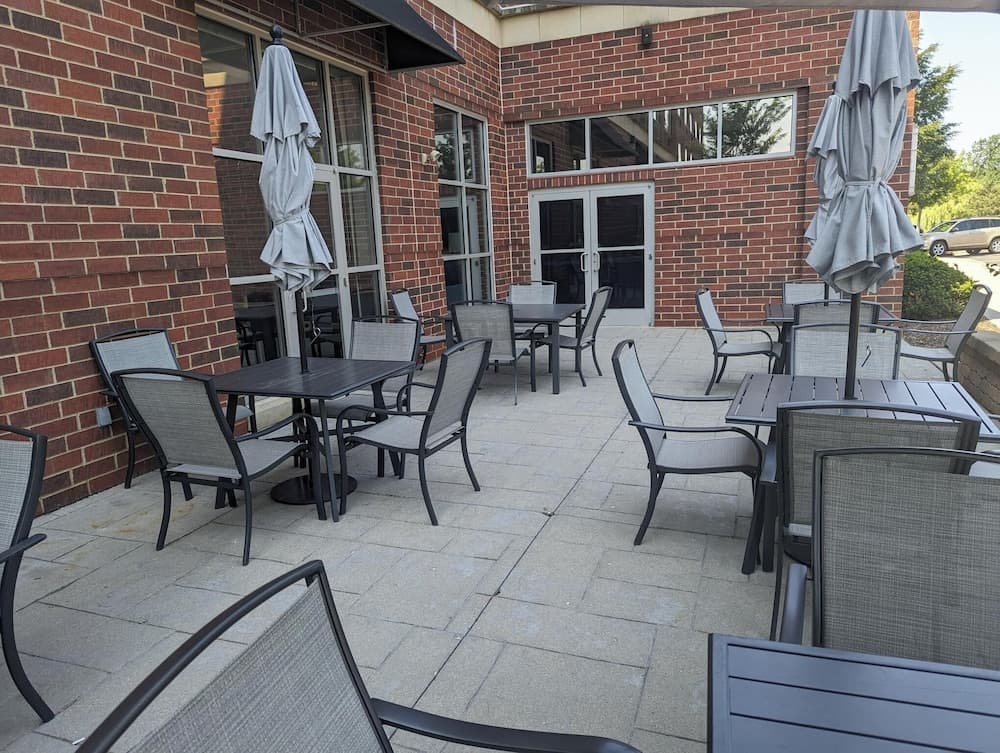 Sheraton Chicago Northbrook Hotel property views in Northbrook, IL — gallery photo 3