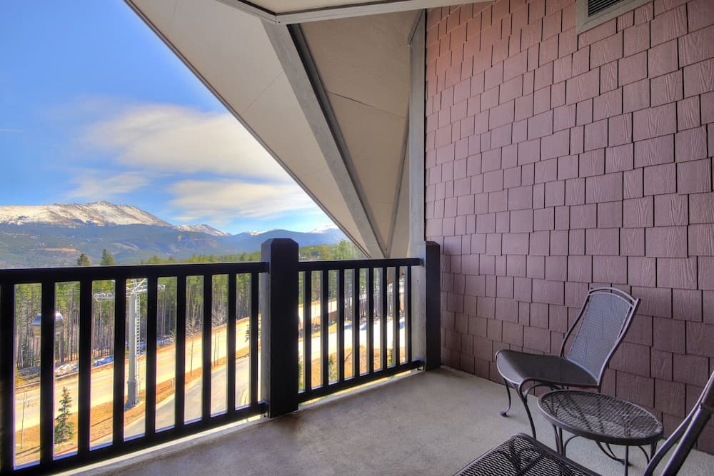 Crystal Peak Lodge 7304 3 Bedroom Condo by RedAwning featured exterior or lobby in Breckenridge, CO — similar hotel
