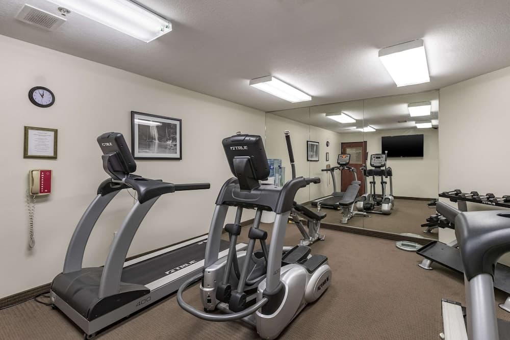 Sleep Inn & Suites Pleasant Hill - Des Moines interior in Pleasant Hill, IA — gallery photo 2