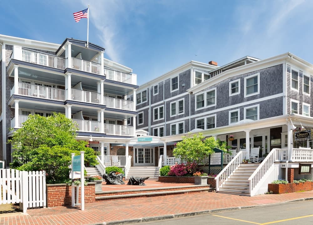 Vineyard Square Hotel & Suites gallery photo in Edgartown — image 26